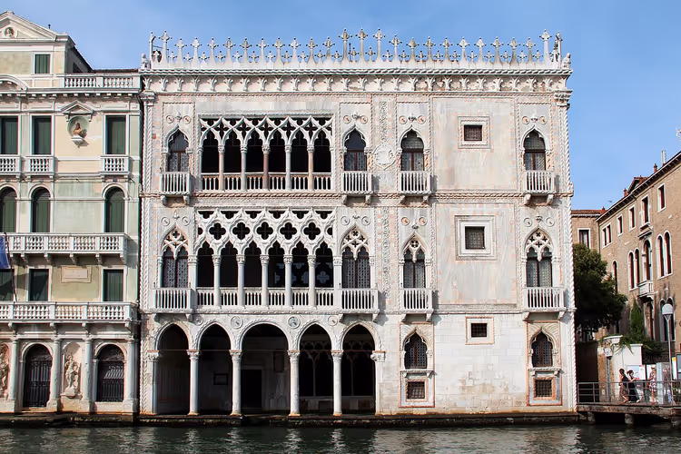 Gotisk fasade på Ca' d'Oro ved Canal Grande