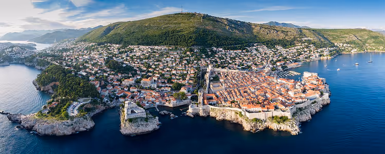 Dubrovnik Eski Şehri'nin panoramik görünümü