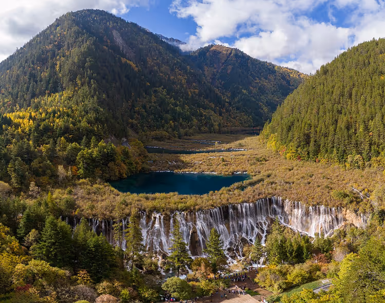 Farbige Seen von Jiuzhaigou in China