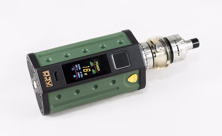 Tanklı ve ekranlı yeşil vape mod