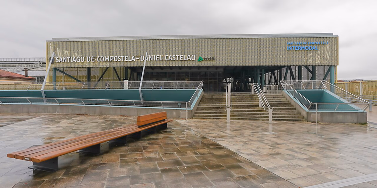 Gare de Saint-Jacques-de-Compostelle par temps couvert