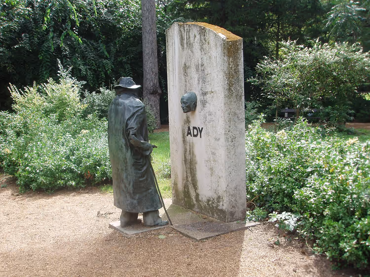 Standbeeld van Endre Ady in het Nagyerdő-park