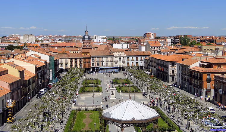 Historisch centrum van Alcalá de Henares in Spanje