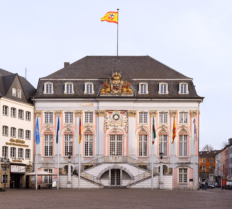 Altes Rathaus auf dem Bonner Marktplatz