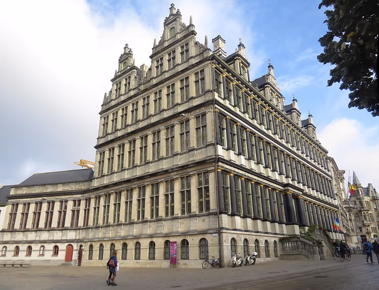 Renaissancegevel van het Gentse stadhuis met trapgevels