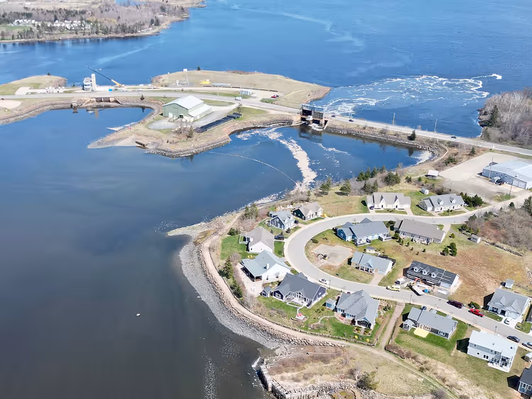 Annapolis Royal tidevannskraftstasjon fra luften