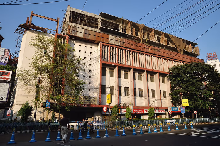 Kolkata'da Park Street'teki Asiatik Cemiyeti binası