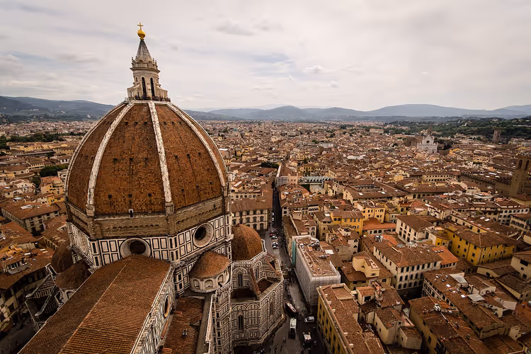 Uitzicht op de koepel van Brunelleschi vanaf de campanile van Giotto
