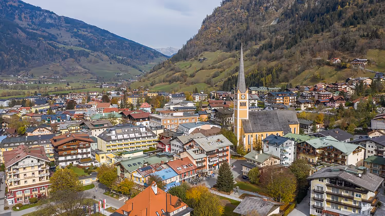 Bad Hofgastein: bypanorama og kirke