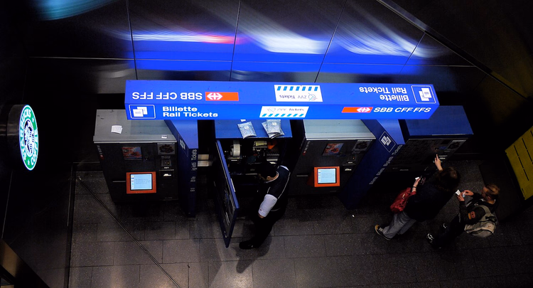 SBB-Billettautomaten am Flughafen Zürich