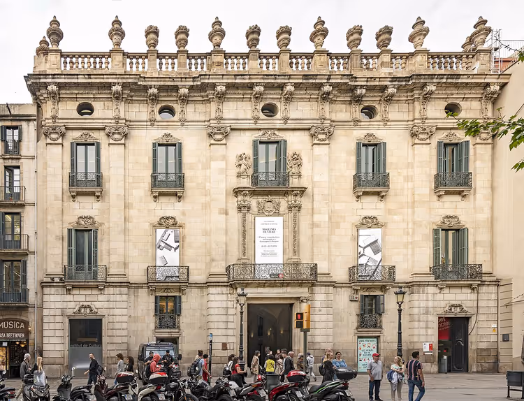 Fasaden til Palau de la Virreina på La Rambla