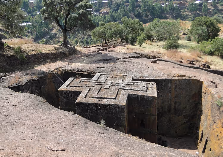 Den korsformede steinkirken Bete Giyorgis i Lalibela