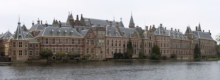 Binnenhof und Hofvijver in Den Haag