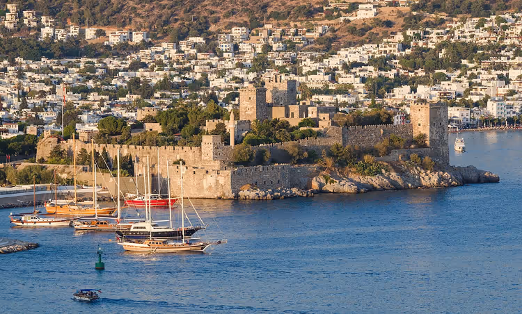Bodrum slott, St. Peters borg, ved sjøkanten