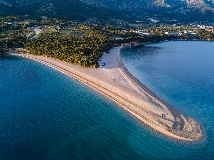 Strand Zlatni Rat auf der Insel Brač