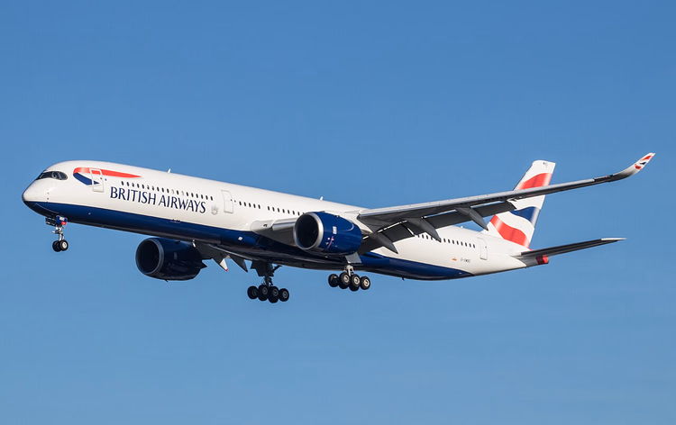 Avión A350 de British Airways en aproximación final