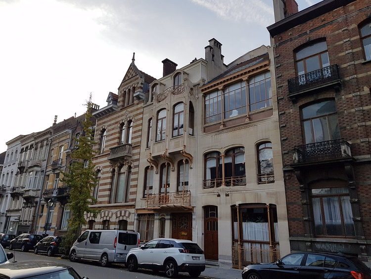 Gevels van het Hortamuseum in de Amerikaanse Straat