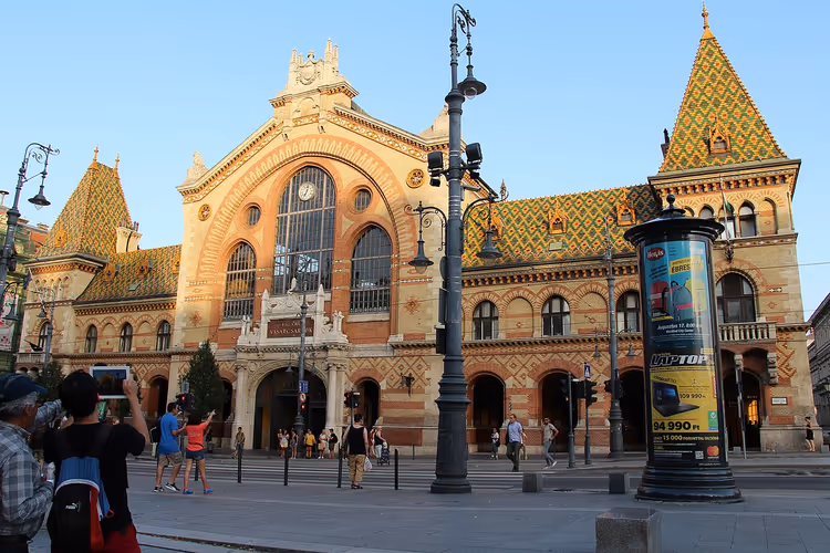 Fachada do Grande Mercado Central de Budapeste