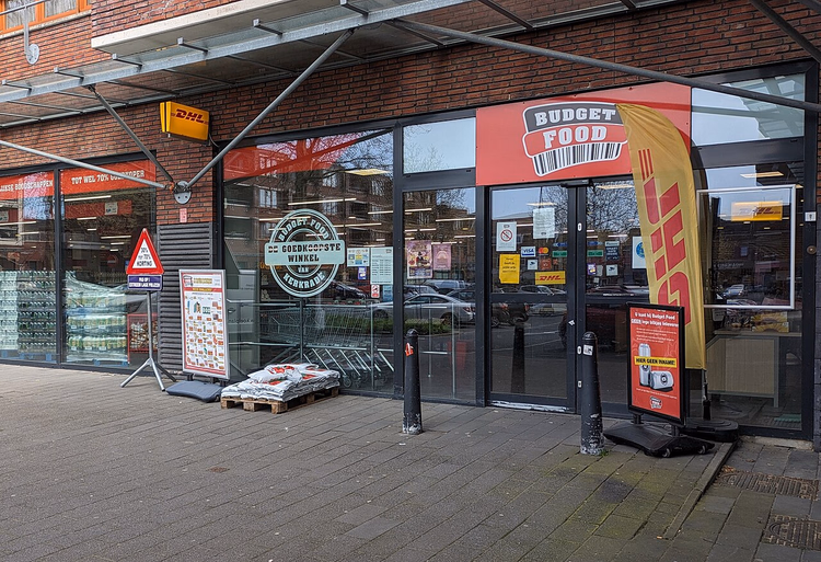 Ingang van Budget Food discountsupermarkt