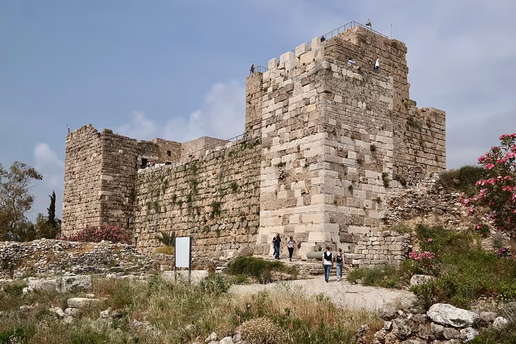 قلعة جبيل الحجرية القديمة في لبنان