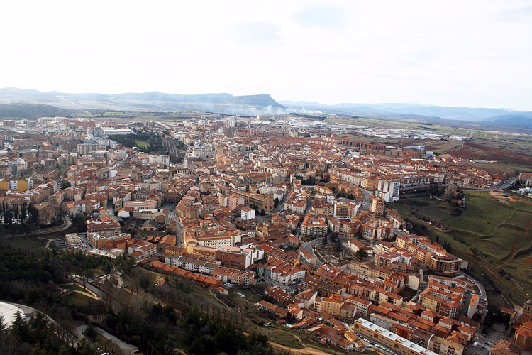 Panorama av Soria ovenfra, teglsteinstak