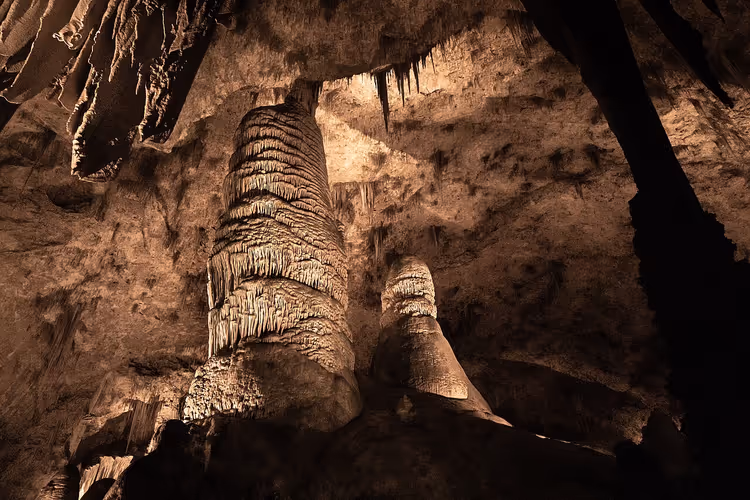 Große Stalagmiten in der Carlsbad Cavern
