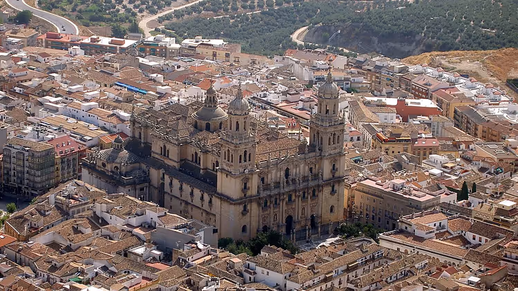 Katedraliyle Jaen panoraması