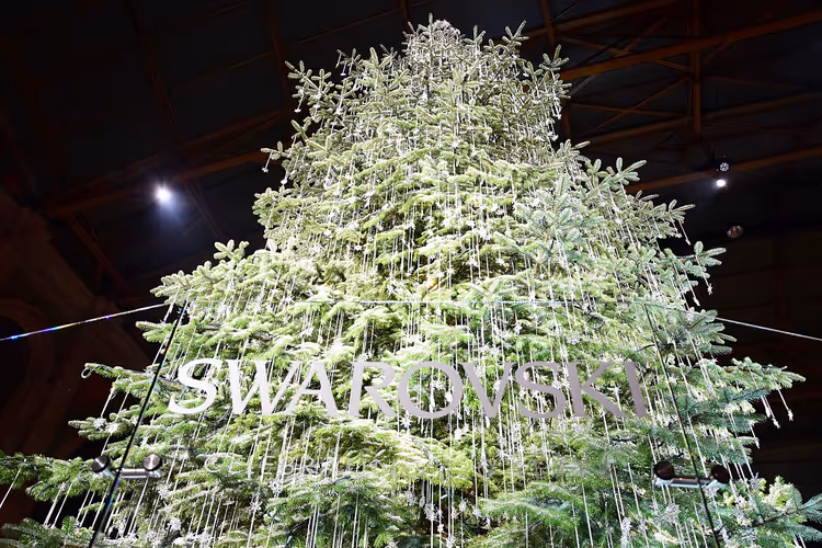 Swarovski-Christbaum in der Haupthalle des Zürcher Hauptbahnhofs