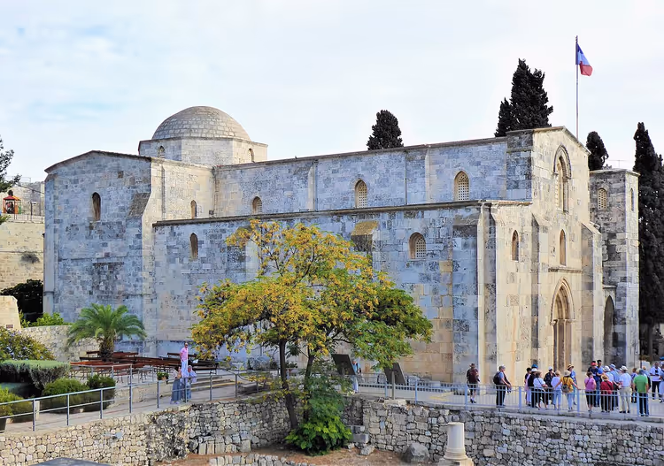Sankt Anna-basilikaen i Jerusalem, utvendig