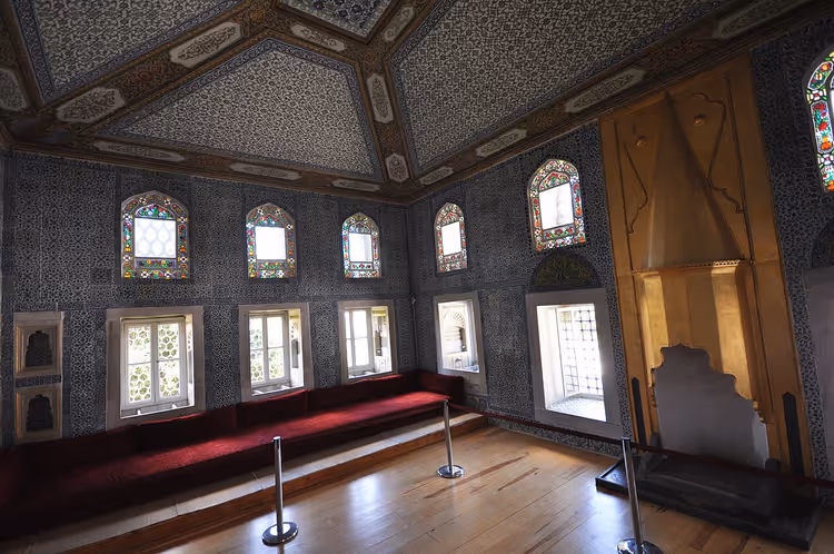 Besnijdeniskamer met tegels in het Topkapi-paleis