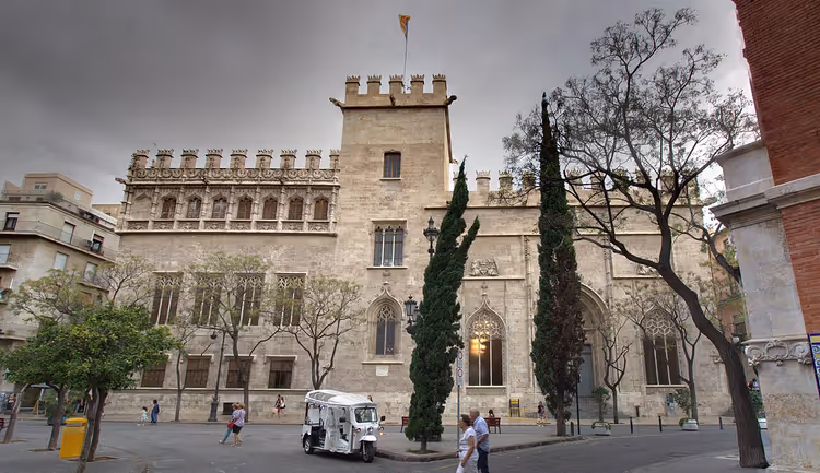 Edifício gótico da Lonja da Seda em Valência