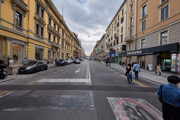 Milano'da Corso Buenos Aires alışveriş caddesi