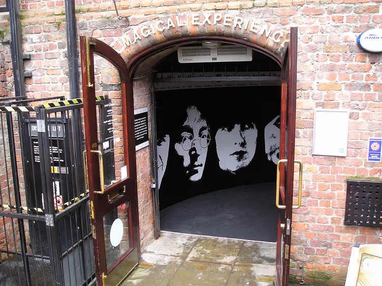 Inngangen til The Beatles Story-museet i Liverpool