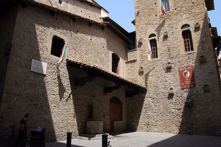 Middeleeuws stenen Dante Huis Museum in Florence
