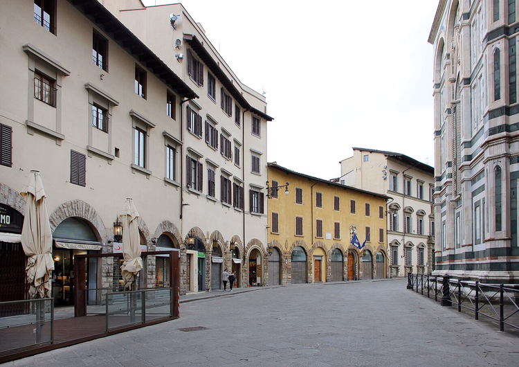 Piazza del Duomo in Florence bij de marmeren kathedraal