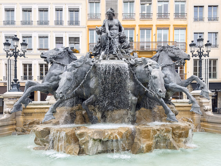 Bartholdi-fontenen med bronshester i Lyon