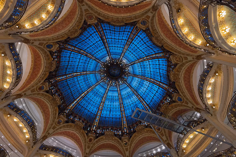 Glasskuppelen i Galeries Lafayette Haussmann i Paris