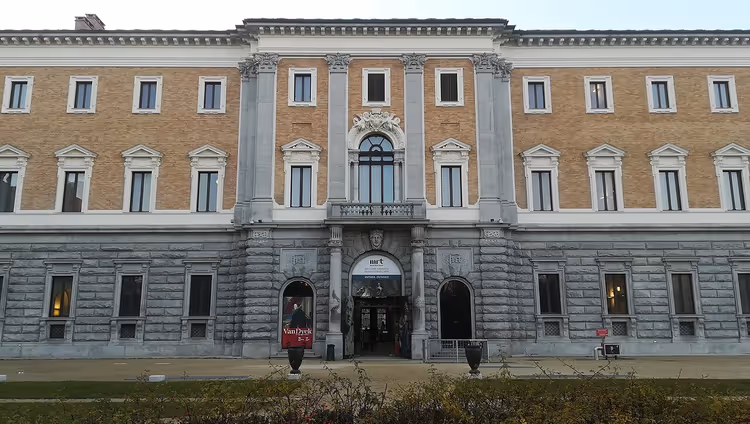 Fasaden til Galleria Sabauda i Torino
