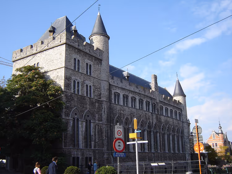 Stenen kasteel van Geeraard de Duivel in Gent