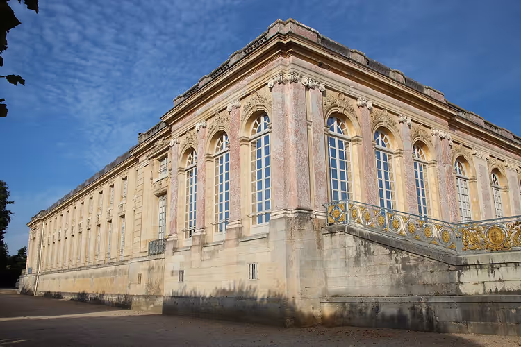 Versay'daki Grand Trianon'un cephesi