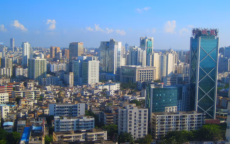 بانوراما لمدينة هايكو مع المباني الشاهقة