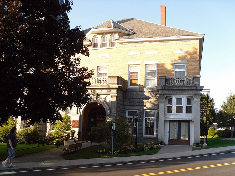 Haskell Library an der Grenze zwischen Vermont und Québec