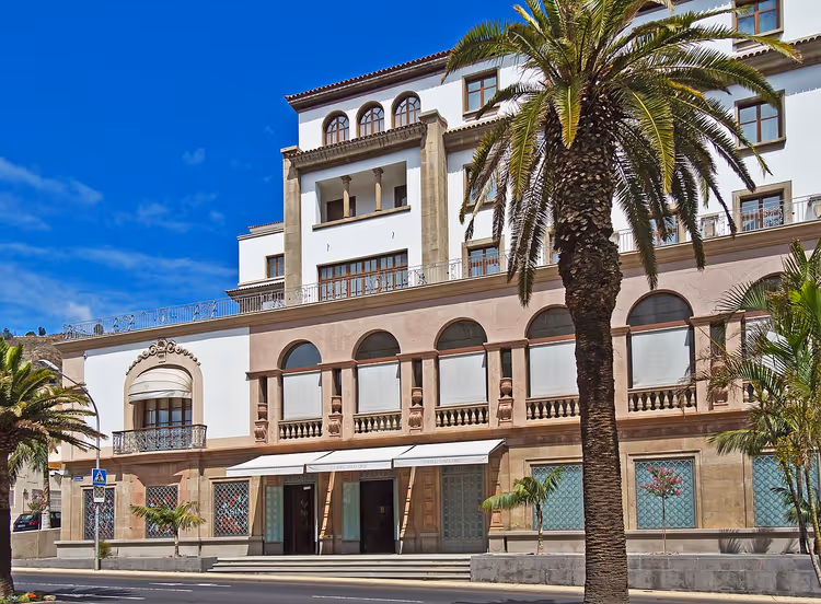 Fasaden til hotellet Iberostar Heritage Grand Mencey
