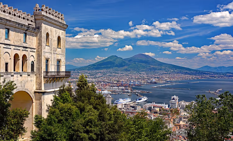 Certosa di San Martino'dan Napoli ve Vezüv panoraması