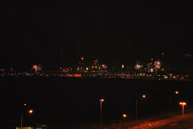 Silvester in der Innenstadt von Reykjavik