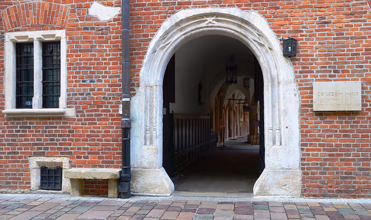 Ingang van het Collegium Maius van de Jagiellonische Universiteit
