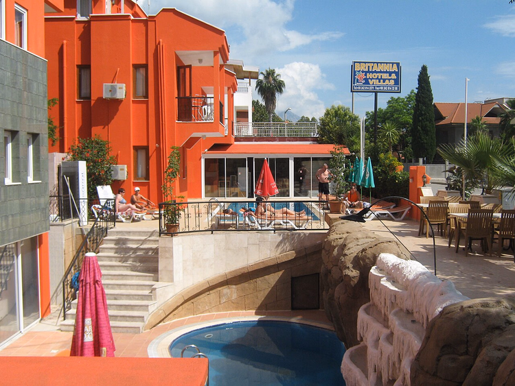 Hotellets gårdsplassbasseng i Kemer
