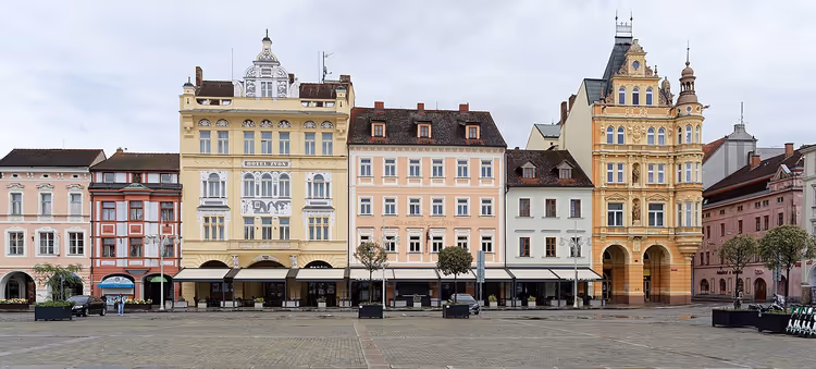 Přemysl-Otakar-II.-Platz mit Ostermarkt