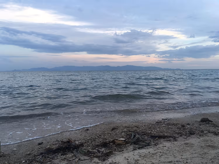 Bang Por Beach with a view of Ko Pha Ngan