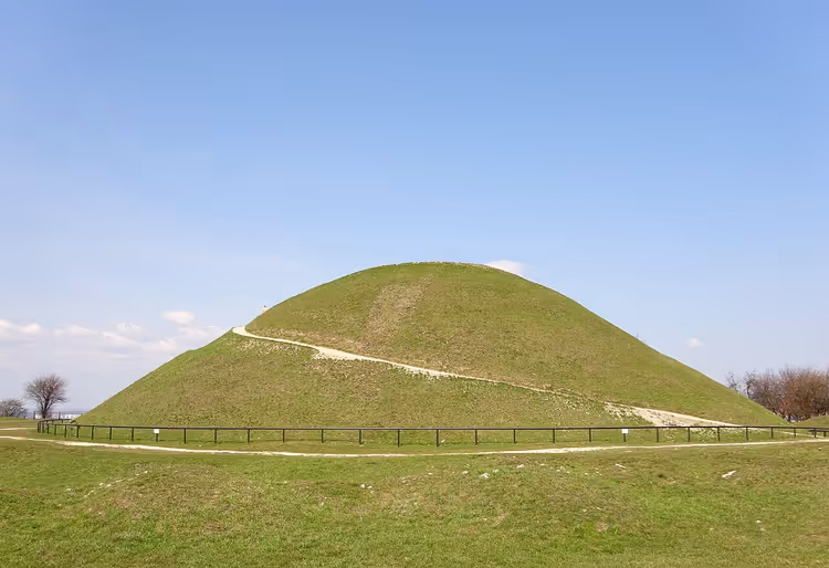 Tertre Krakus, vue depuis le versant sud